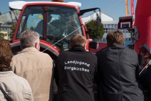 Rieder Volksfest, ausmoff; © Bernhard Wolf